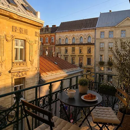 01 сenter сity Apartment Lviv